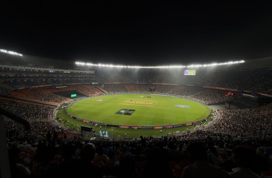 cricket drama engages fans